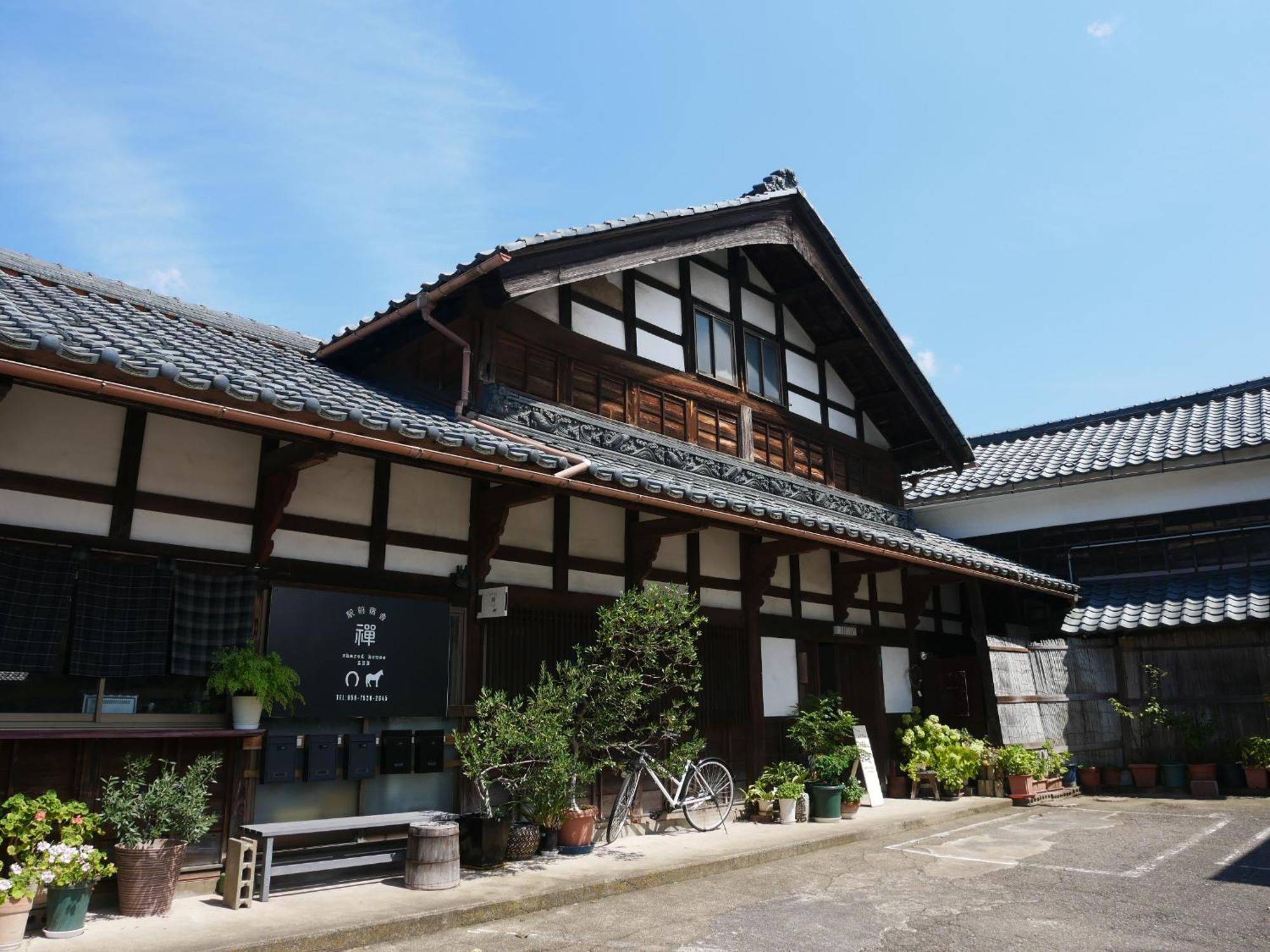 駅前宿舎 禪 Shared House Zen Eiheiji Exterior photo